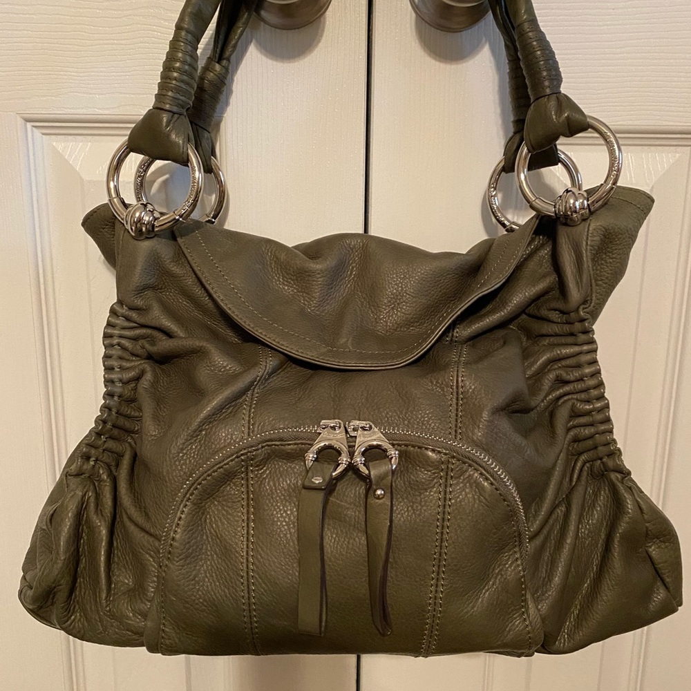 B. Makowsky Handbag